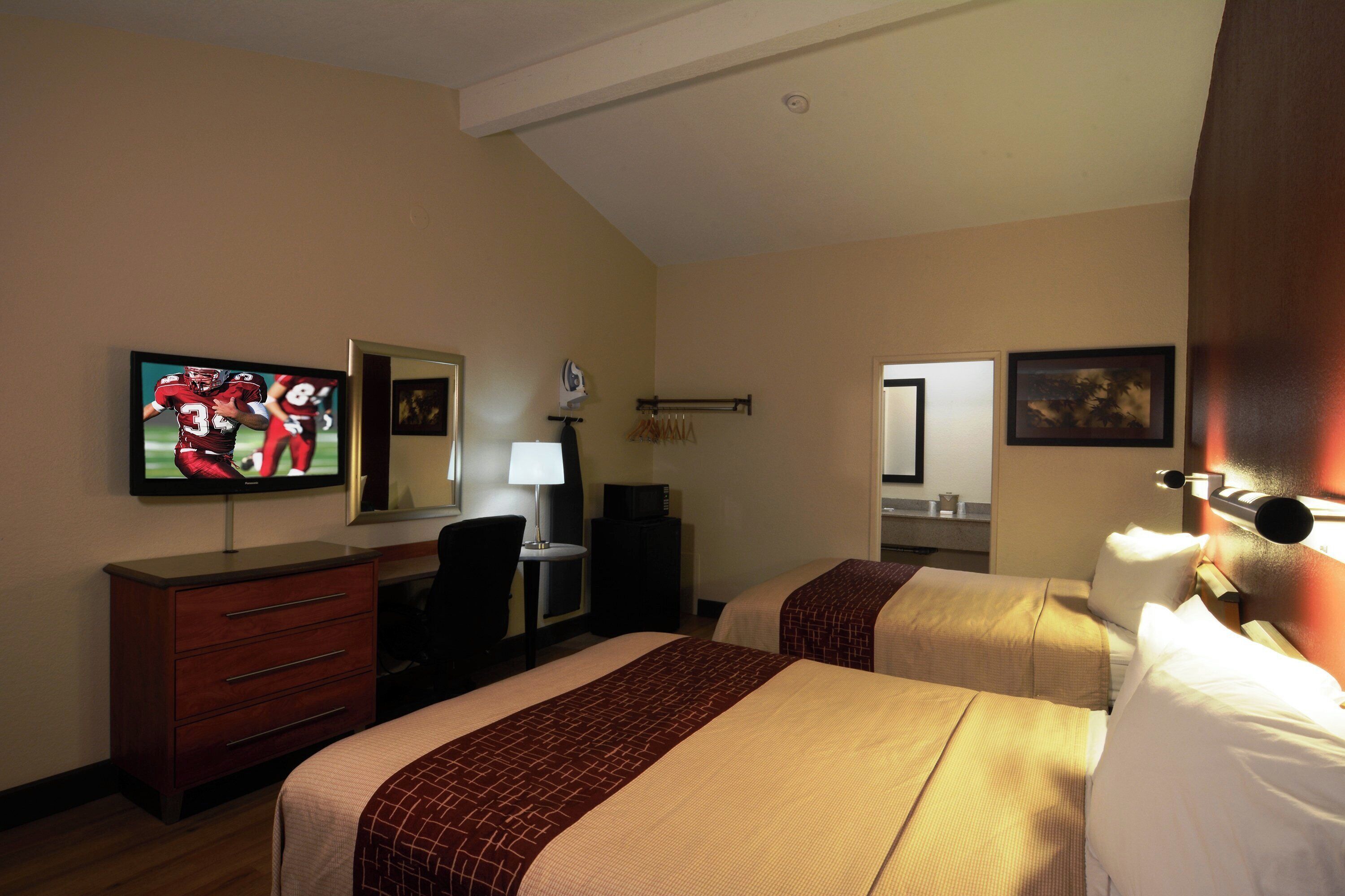 Photo - Red Roof Inn San Dimas - Fairplex