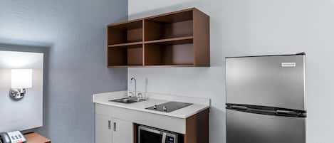 Room, 1 King Bed, Accessible, Non Smoking | Desk, laptop workspace, iron/ironing board, free WiFi