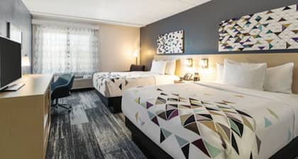 Baymont by Wyndham White Plains - Elmsford
