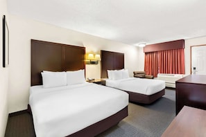 Standardzimmer, 2 Queen-Betten, Nichtraucher | 1 Schlafzimmer, hochwertige Bettwaren, Schreibtisch