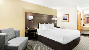 Premium bedding, desk, rollaway beds, free WiFi