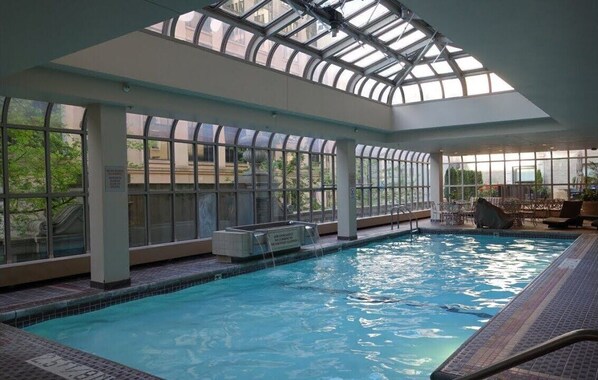 Indoor pool - Quality Inn Mount Vernon (Mount Vernon)