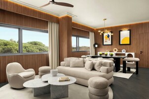 Premium bedding, Select Comfort beds, minibar, in-room safe