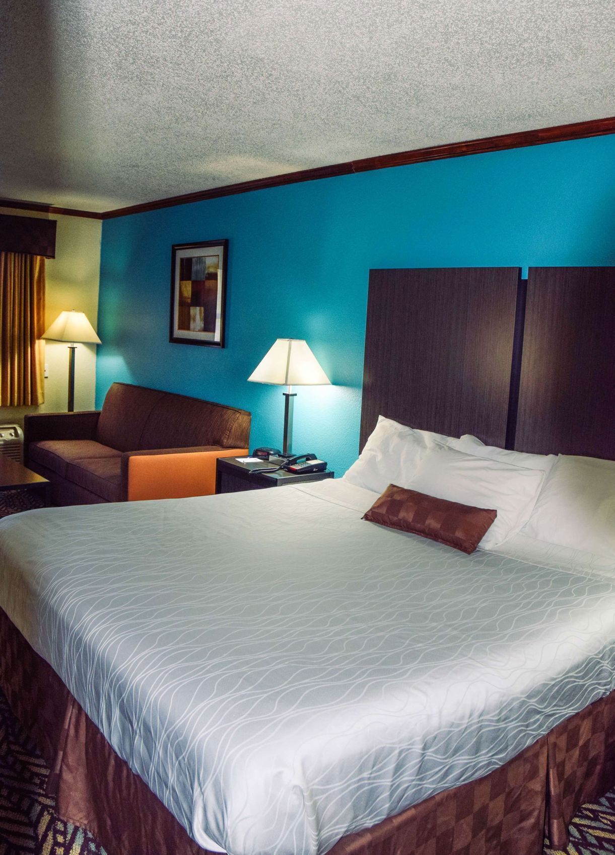 Pillowtop beds, desk, laptop workspace, iron/ironing board