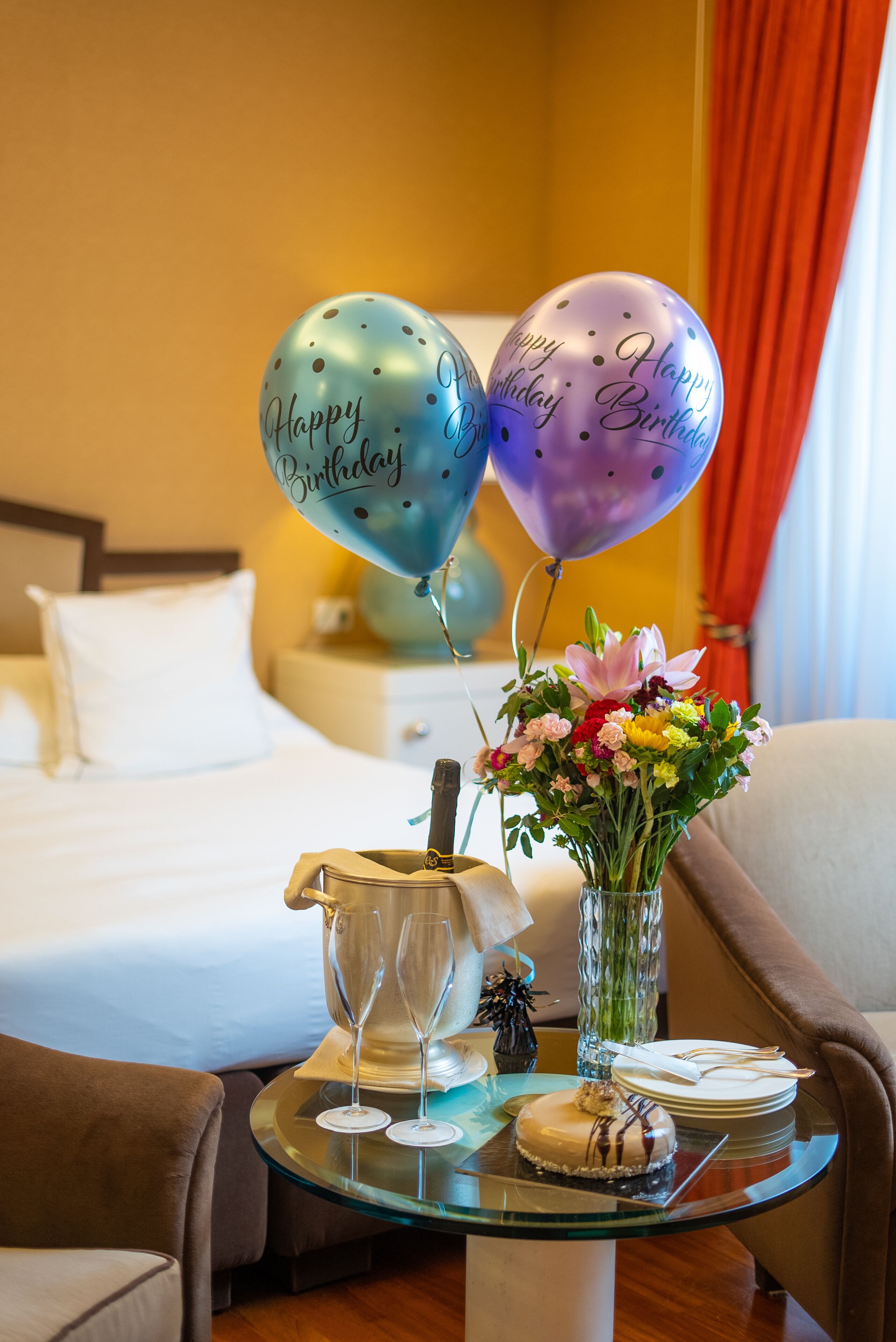 room service – dining