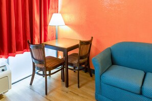 ستائر تعتيم وأسرّة أطفال/رضّع وأسرّة قابلة للطي وواي فاي مجانًا