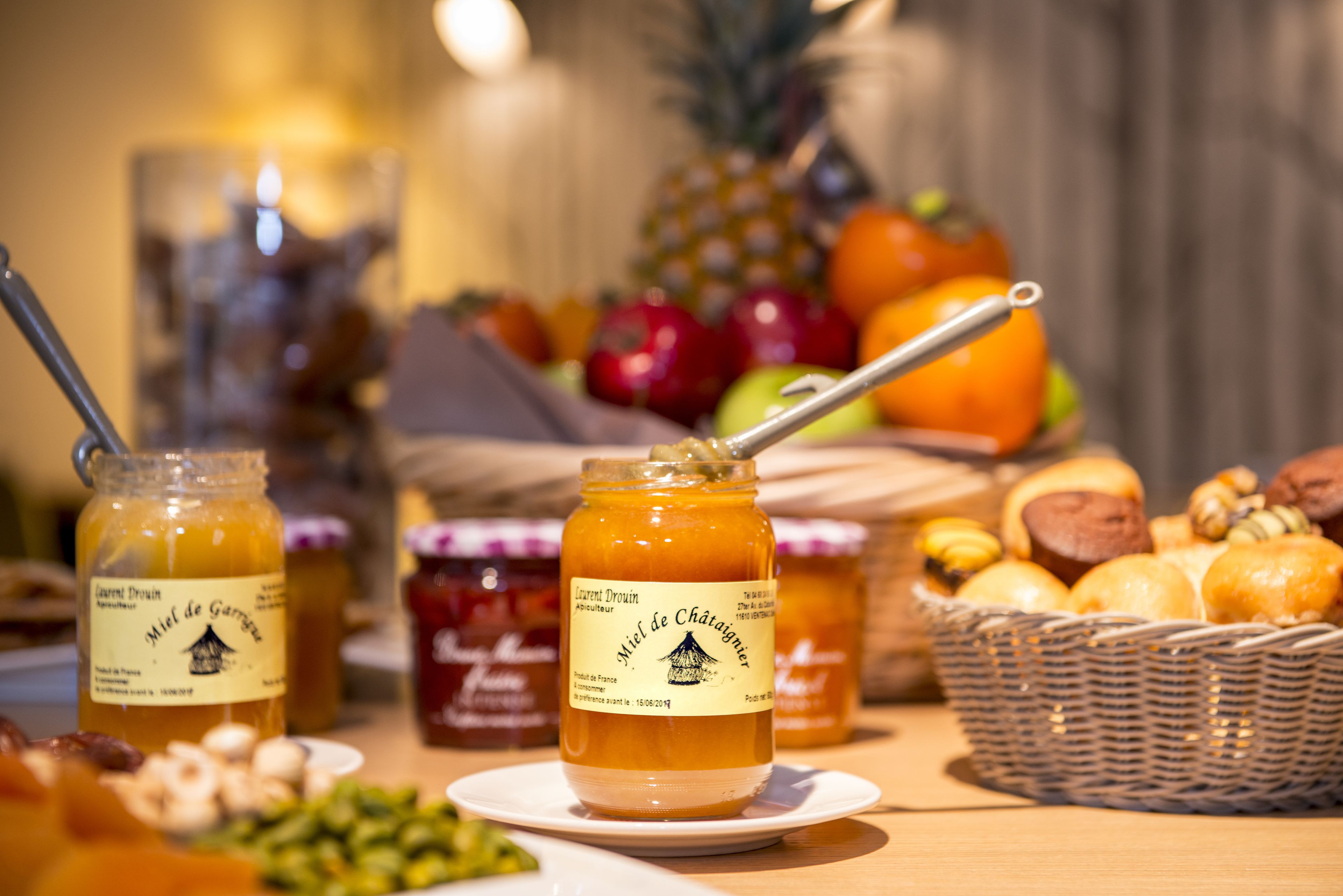 daily buffet breakfast (eur 18 per person)