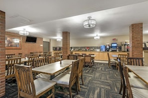 Free daily buffet breakfast