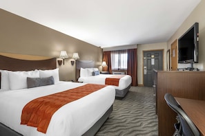 Standard Room, 2 Queen Beds, Non Smoking, Refrigerator & Microwave (Pet Friendly)