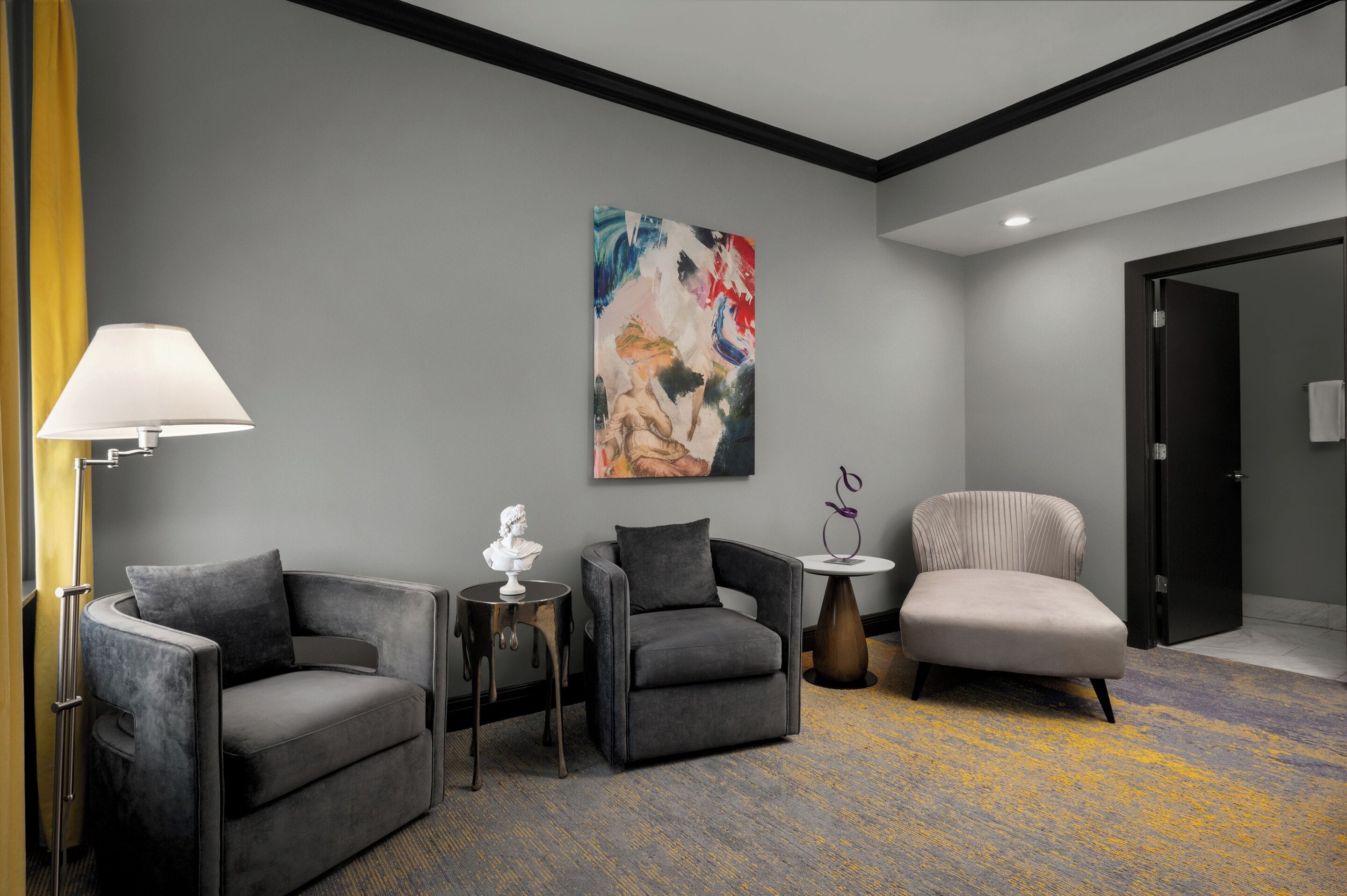 suite | living area | lcd tv