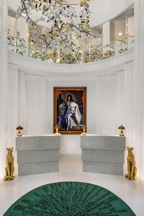 Lobby - The Admiral, Downtown Historic District (Mobile)