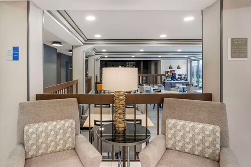 Best Western Plus Heritage Rail Inn & Suites