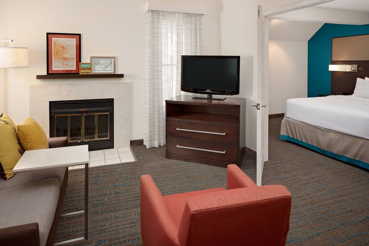 Penthouse Suite with Fireplace | Premium bedding, pillowtop beds, individually decorated