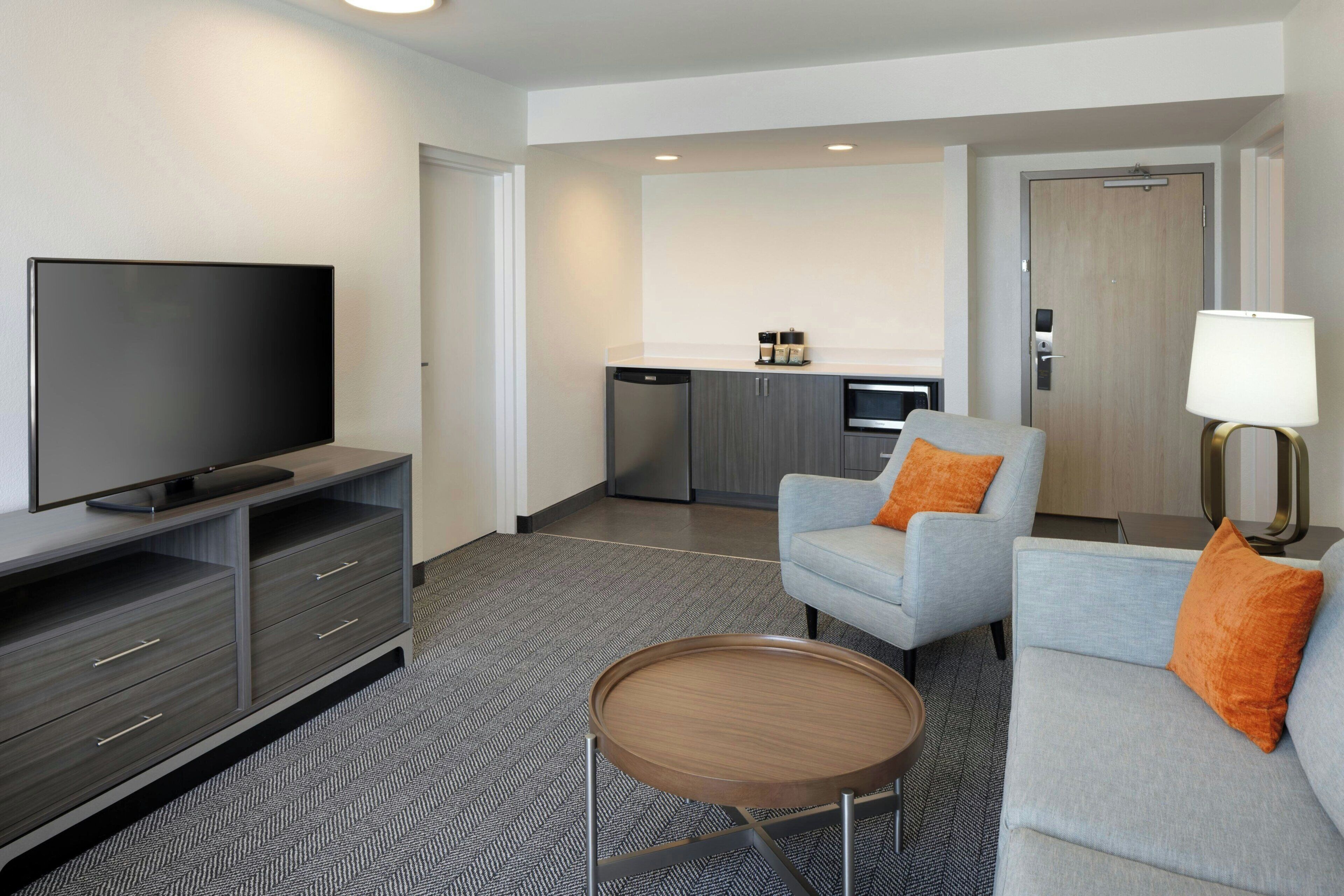 Photo - Courtyard by Marriott across Universal Orlando