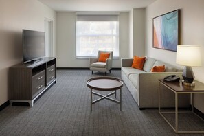 In-room safe, desk, laptop workspace, blackout drapes