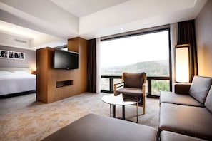 Junior-Suite, 1 King-Bett (Maple) | Wohnbereich