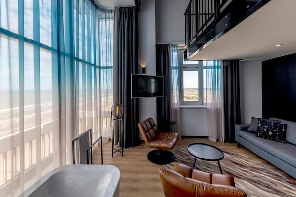 Panorama loft | 1 slaapkamer, geluiddichte muren, een strijkplank/strijkijzer