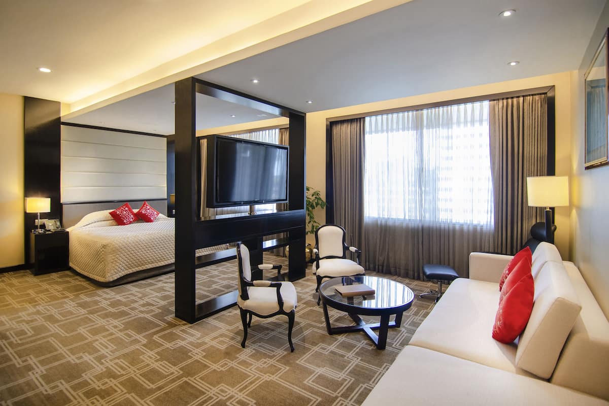 International Suite | 10 bedrooms, in-room safe, individually decorated