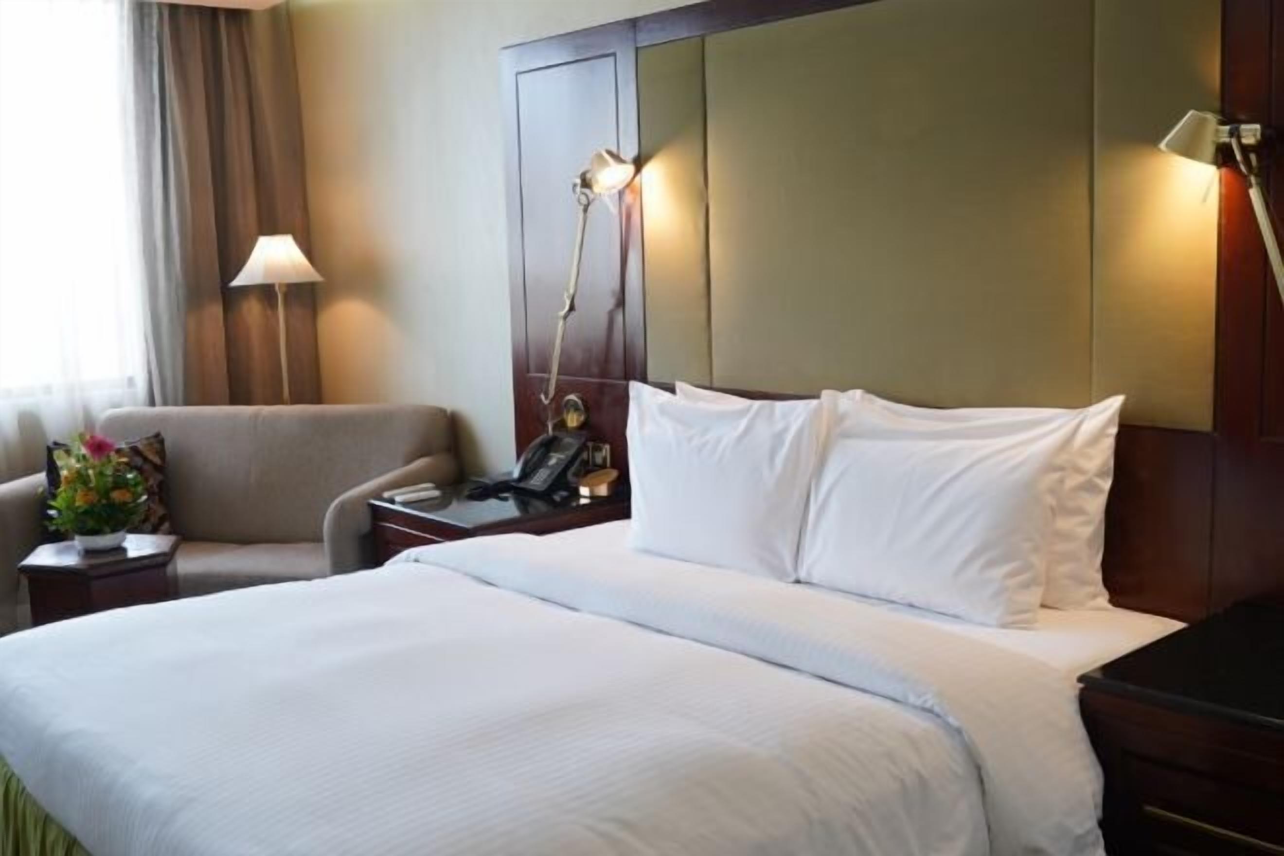 10 bedrooms, in-room safe, individually decorated