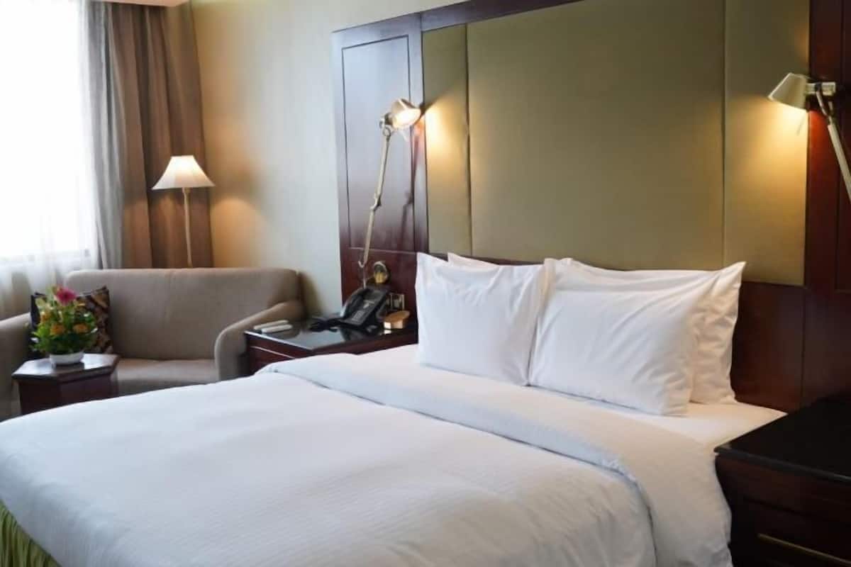 10 bedrooms, in-room safe, individually decorated