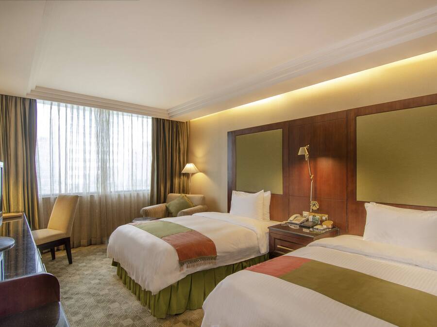 Deluxe Twin Room | 10 Schlafzimmer, Zimmersafe, Schreibtisch, Verdunkelungsvorhänge