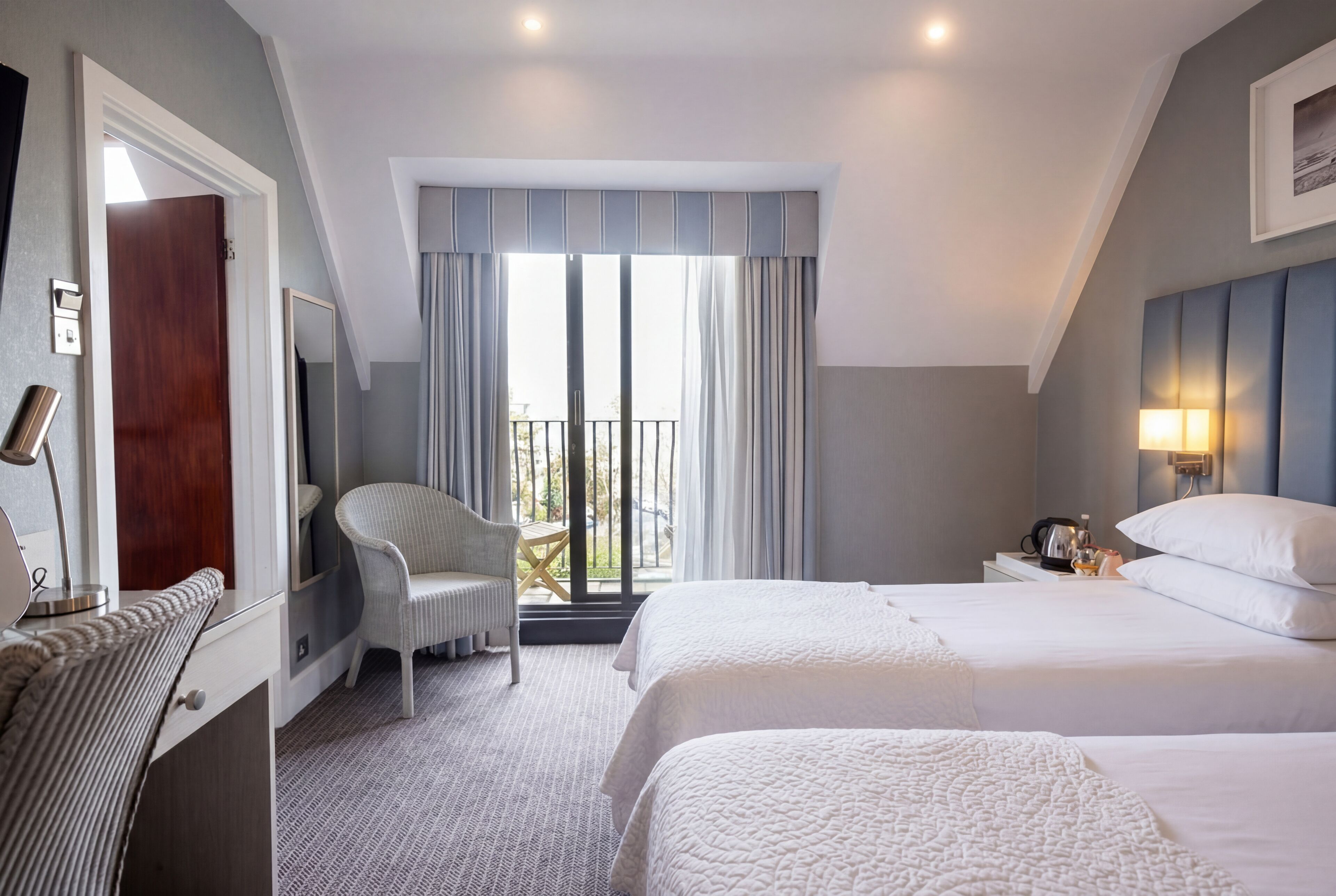 Standardzimmer, 2 Einzelbetten, Nichtraucher, Balkon