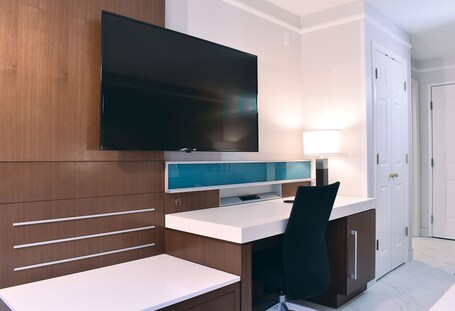 Delta Hotels by Marriott Indianapolis East - Image 25