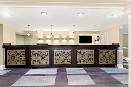 Lobby. Best Western Riverside Inn