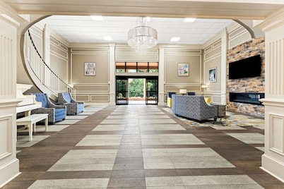 Best Western Riverside Inn