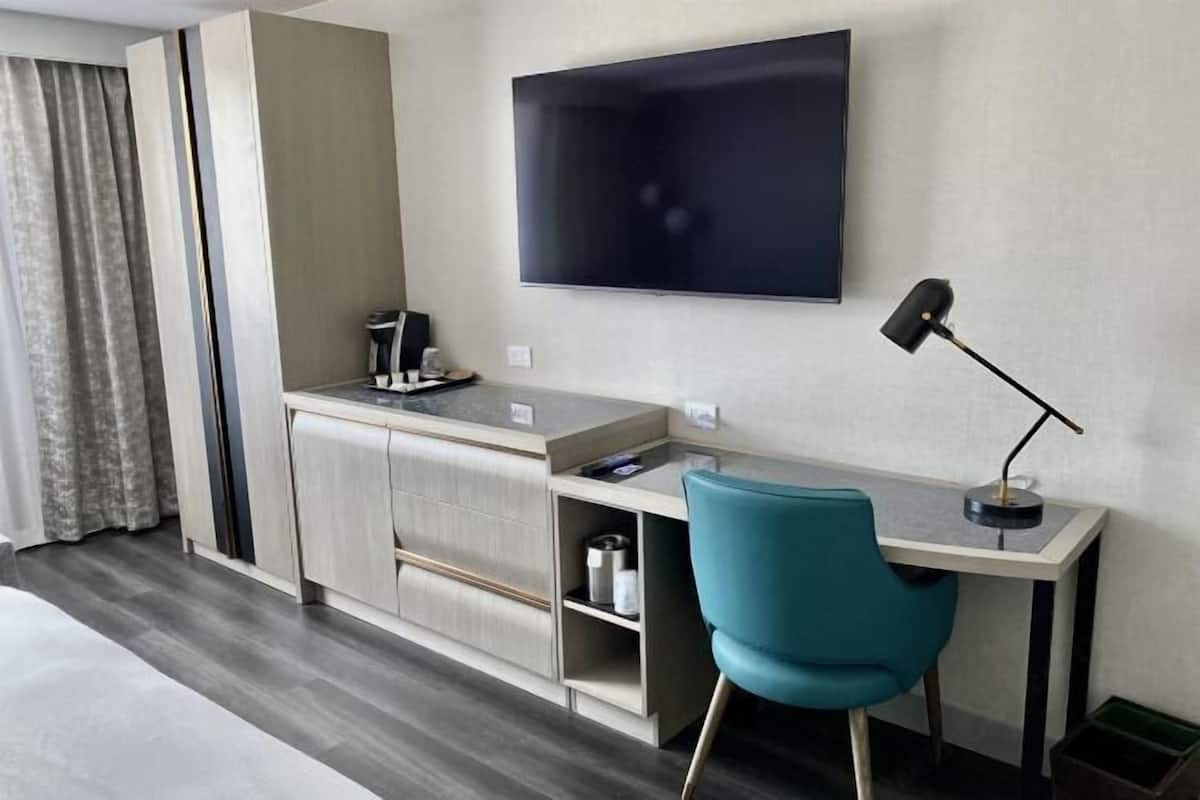 In-room safe, desk, laptop workspace, iron/ironing board