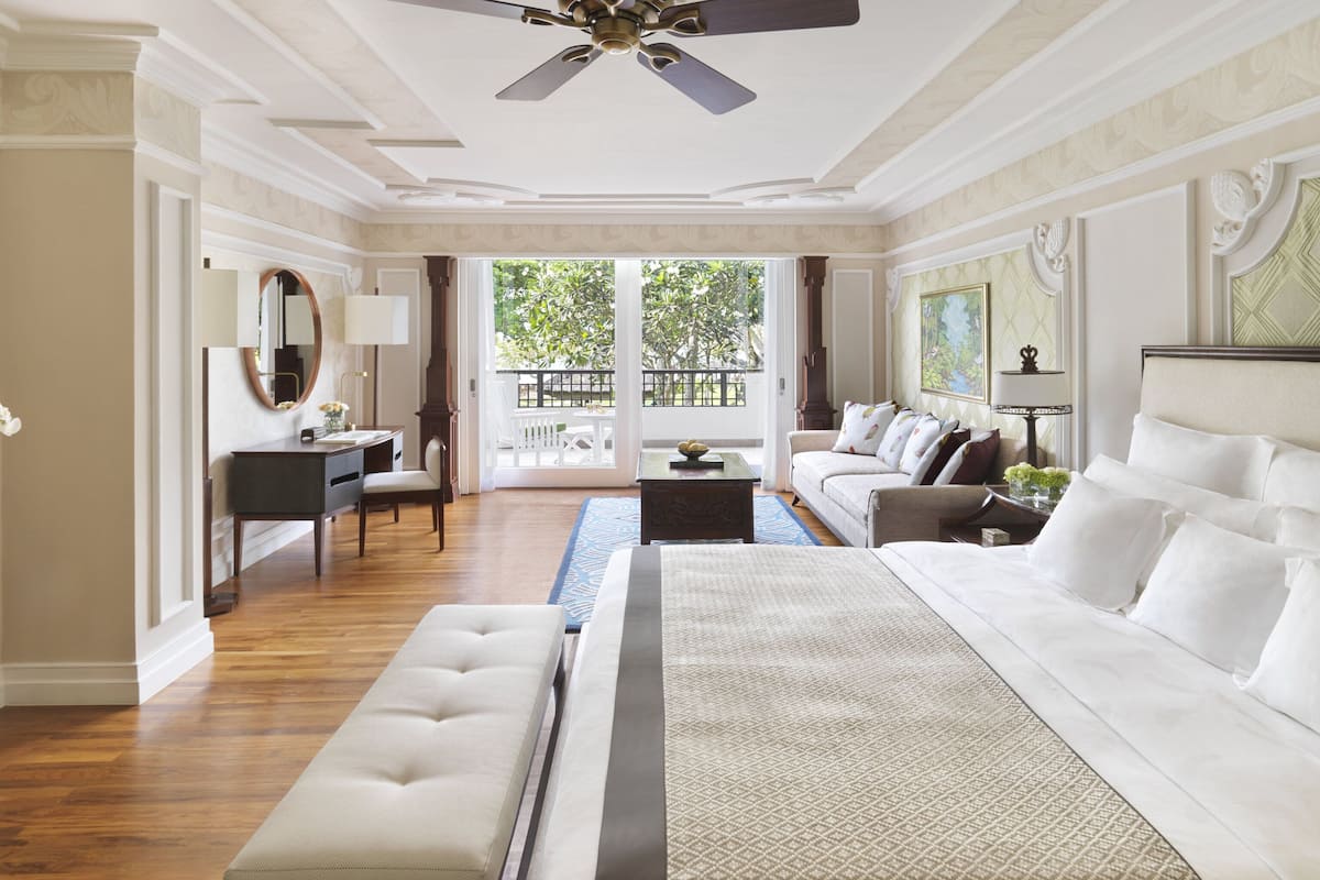 suite, club lounge access (sanctuary) | 1 bedroom, egyptian cotton sheets, premium bedding, minibar