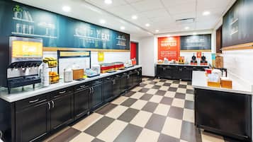 Desayuno para llevar gratuito y diario