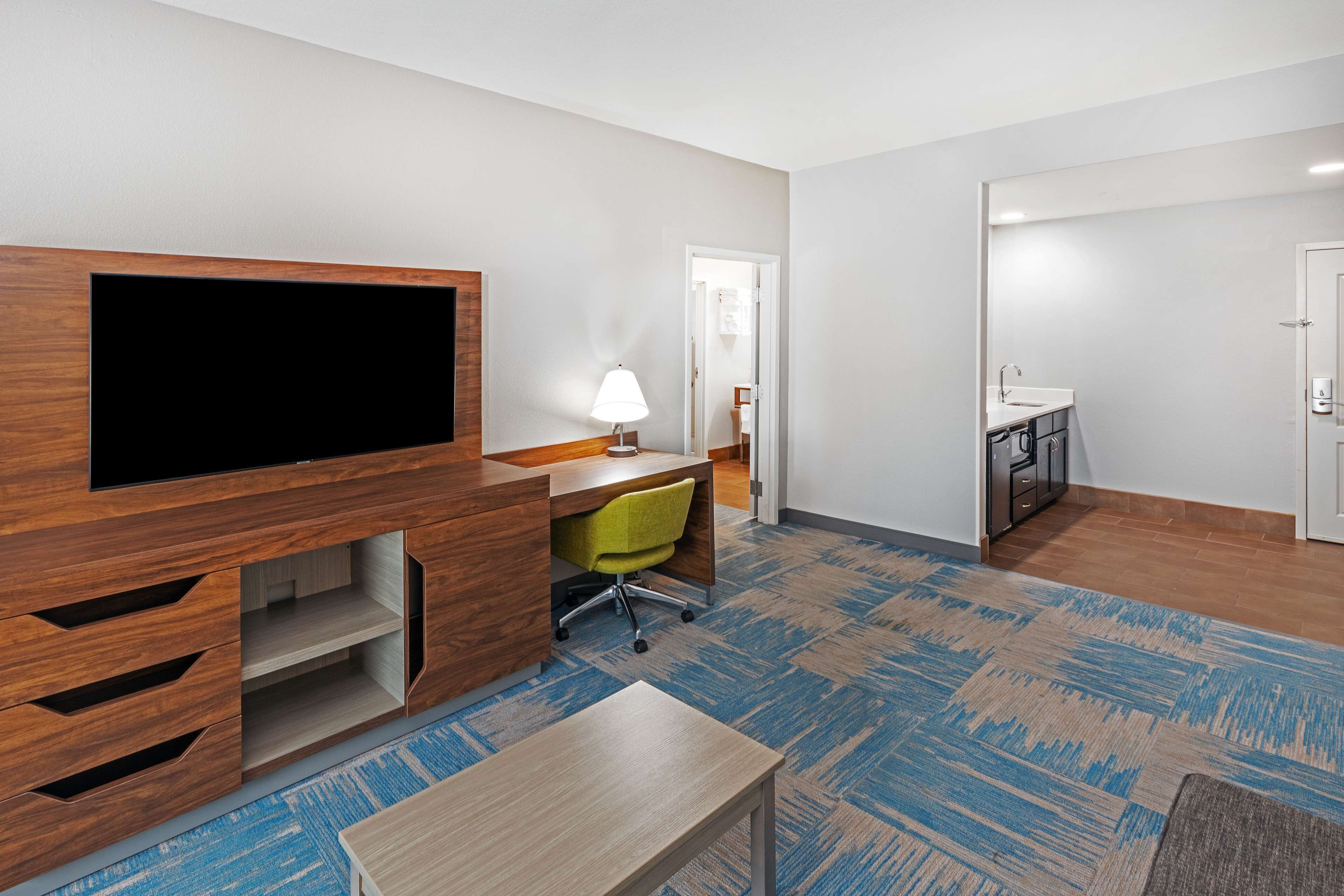 Suite, 2 Queen Beds, Non Smoking | Egyptian cotton sheets, premium bedding, down comforters, pillowtop beds