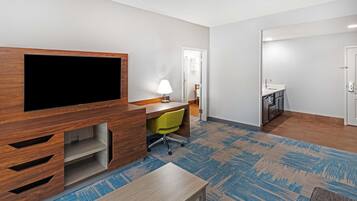 Suite, 2 Queen Beds, Non Smoking | Egyptian cotton sheets, premium bedding, down comforters, pillowtop beds
