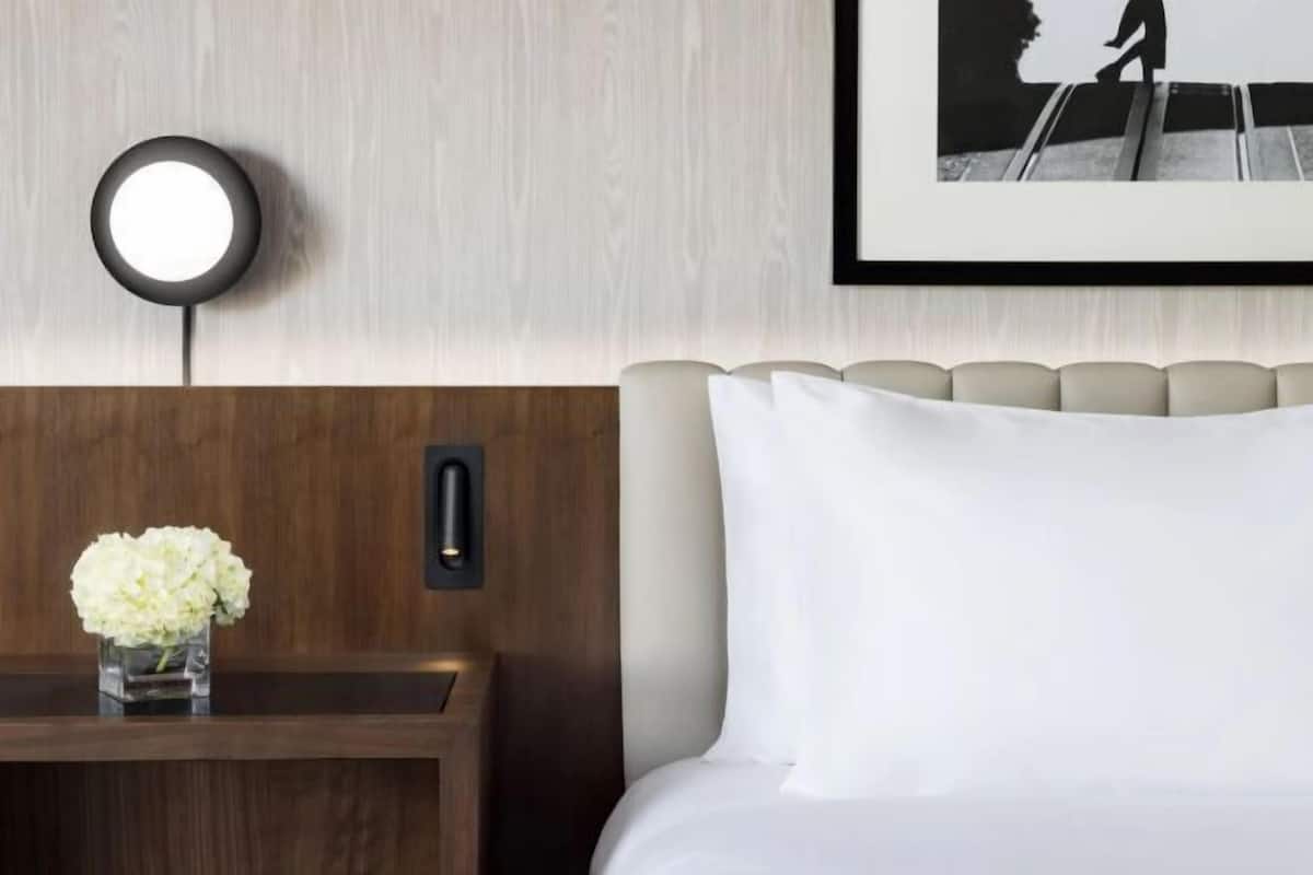 1 bedroom, hypo-allergenic bedding, down duvets, in-room safe
