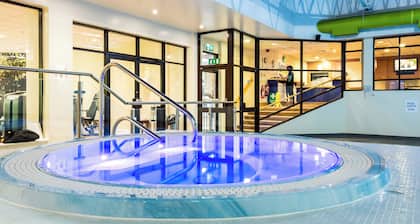 Holiday Inn Lancaster by IHG