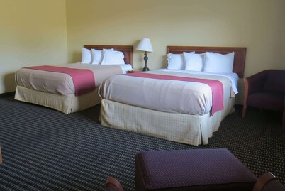 Travelodge by Wyndham Stratton