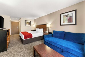 Standard Room, 1 King Bed, Non Smoking, Refrigerator & Microwave (with Sofabed) | Premium bedding, in-room safe, desk, laptop workspace