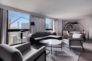 Junior Suite (Skyline Suite) | Premium bedding, pillowtop beds, in-room safe, desk