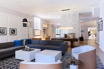 1 bedroom, premium bedding, pillowtop beds, in-room safe at Hyatt Regency Chicago