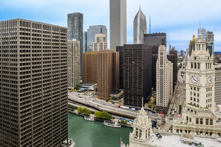 Hyatt Regency Chicago - Image 54
