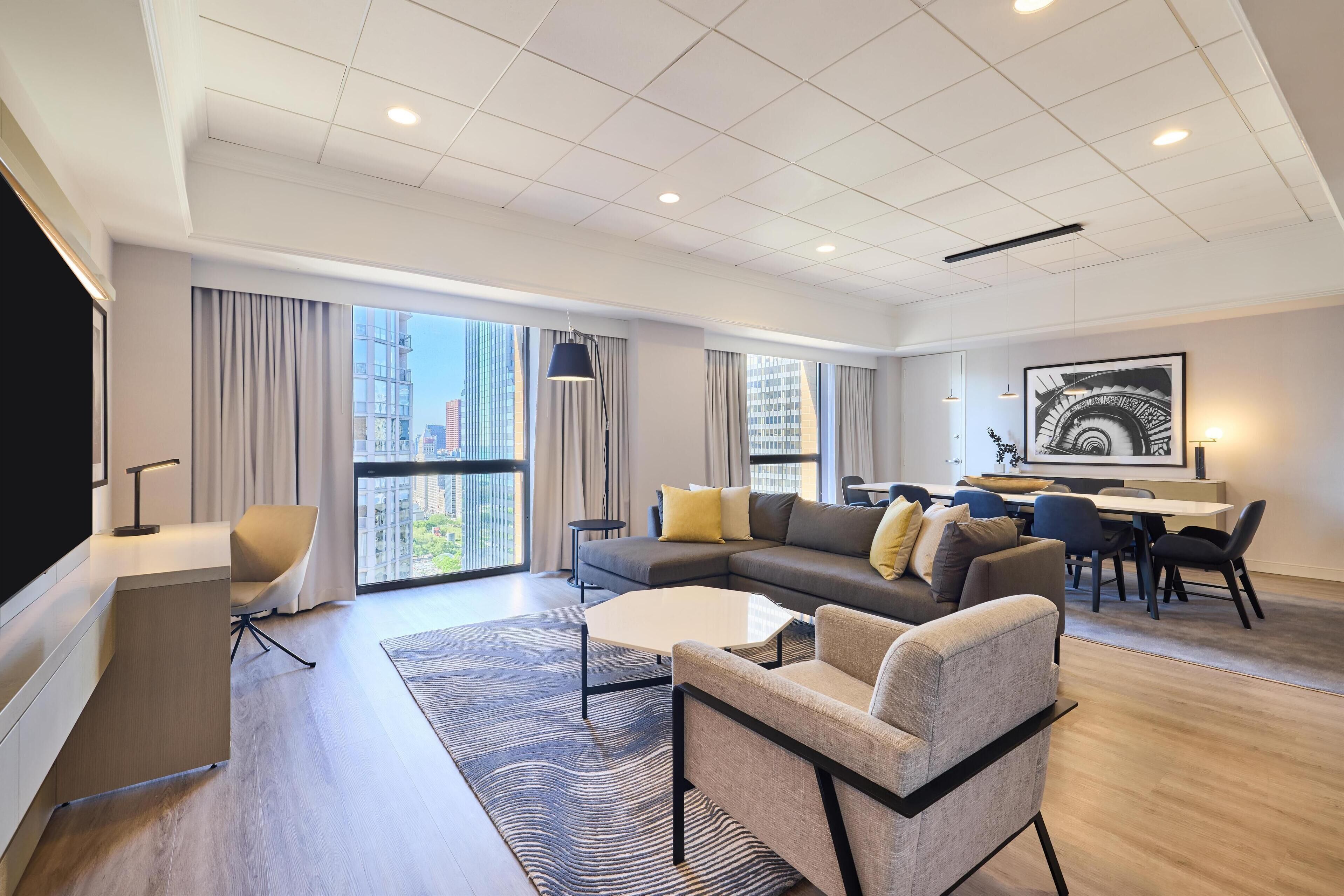 Suite (Specialty) | Premium bedding, pillowtop beds, in-room safe, desk