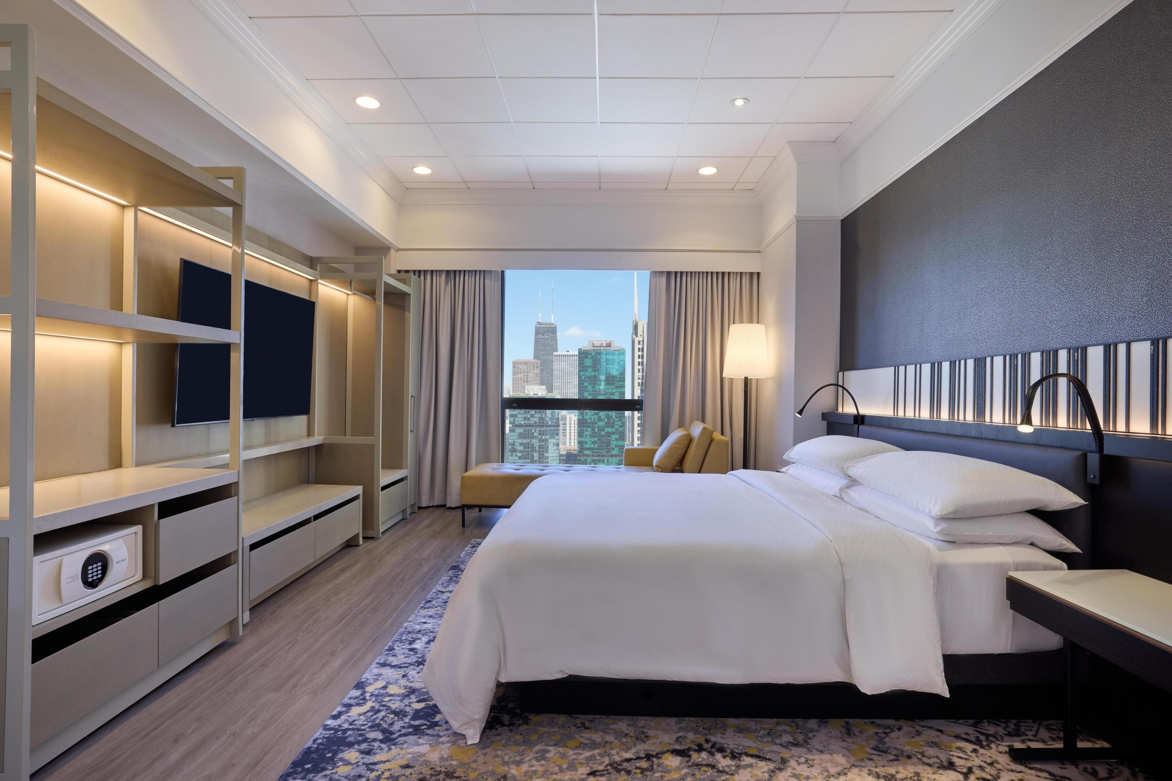 Suite (Specialty) | Sengetøy av topp kvalitet, senger med overmadrass og safe på rommet