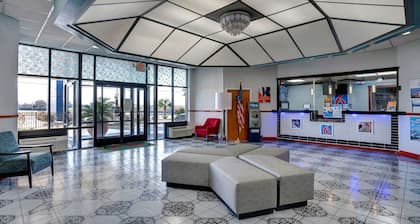 Motel 6 Burlington, NC