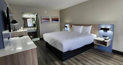 Baymont by Wyndham Lafayette