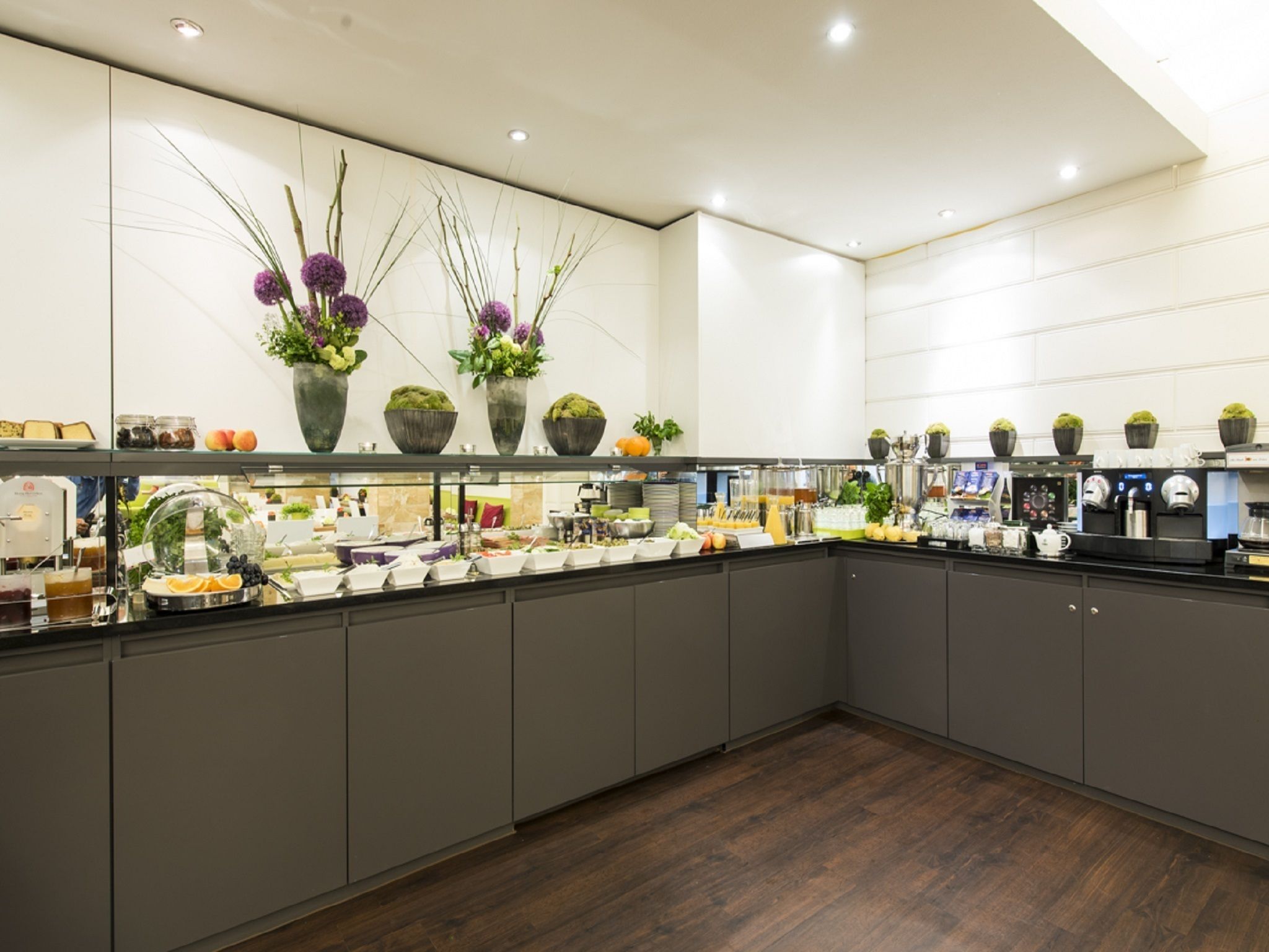 Photo - Ambassador Hotel