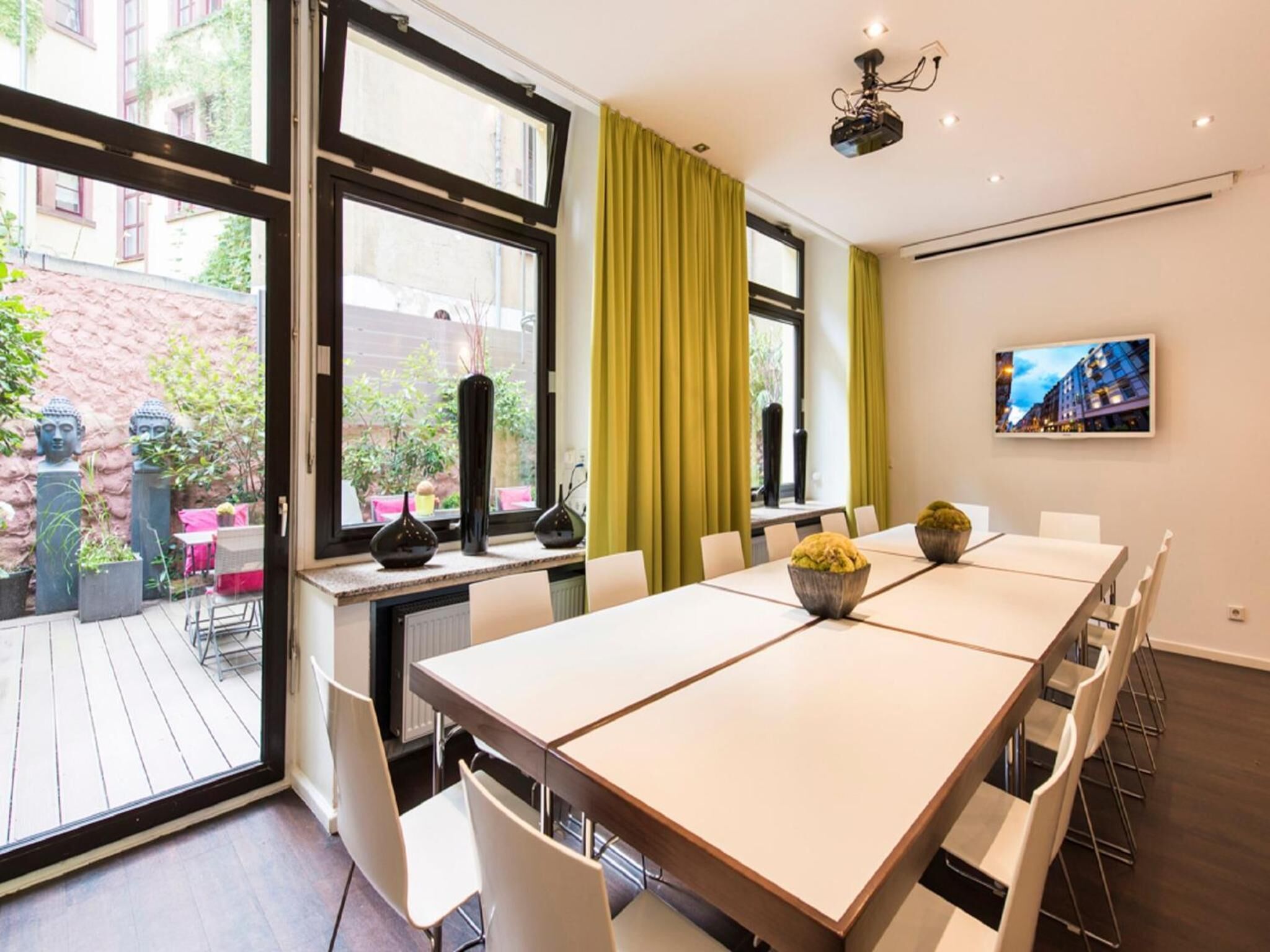 Photo - Ambassador Hotel