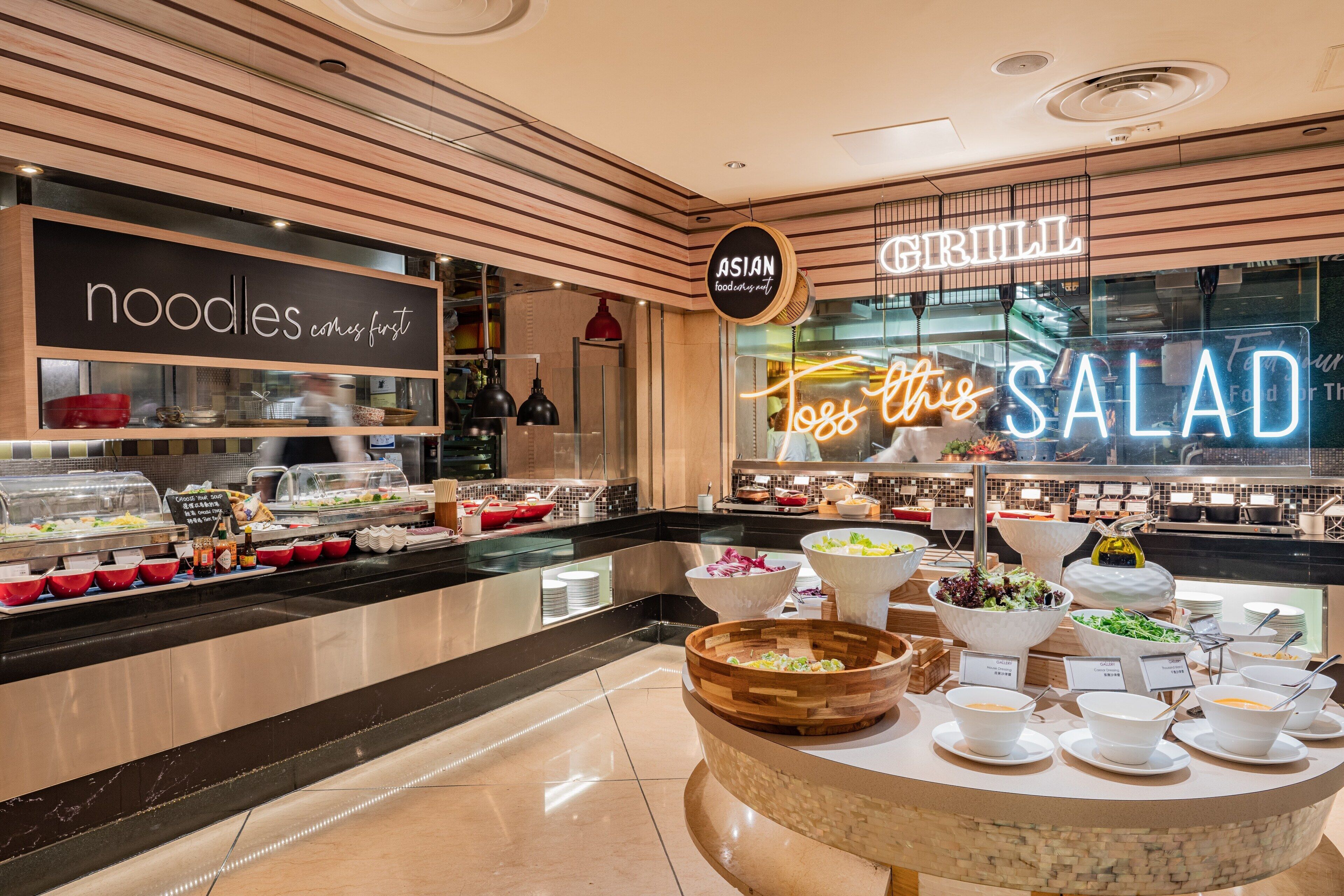 4 restaurants, breakfast, lunch, dinner served; chinese cuisine