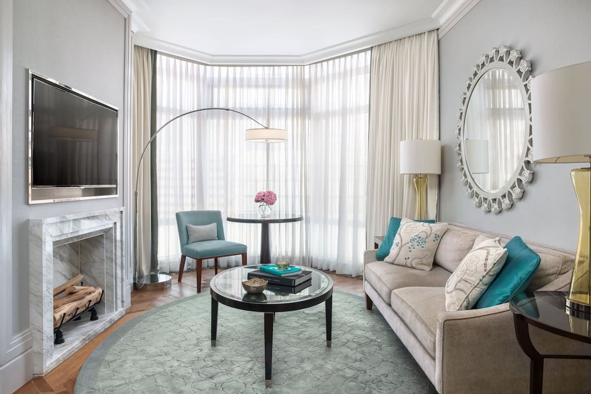 1 bedroom, minibar, in-room safe, desk
