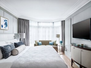 Suite, 1 llit de matrimoni gran | Minibar, caixa forta a l'habitació i escriptori 